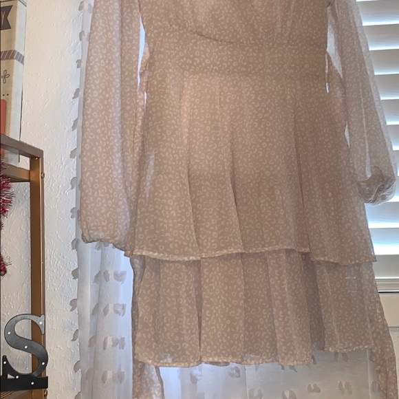 Dress - Picture 4 of 4